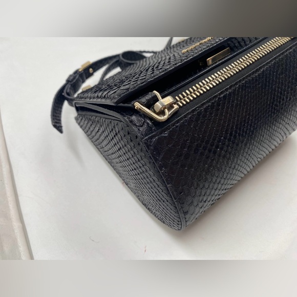 Authentic Givenchy pandora box Python leather bag - Picture 11 of 12